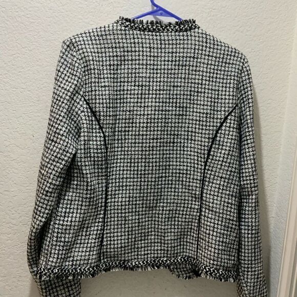 WHITE HOUSE BLACK MARKET | Black/White Tweed Blazer | Size L - Picture 8 of 10